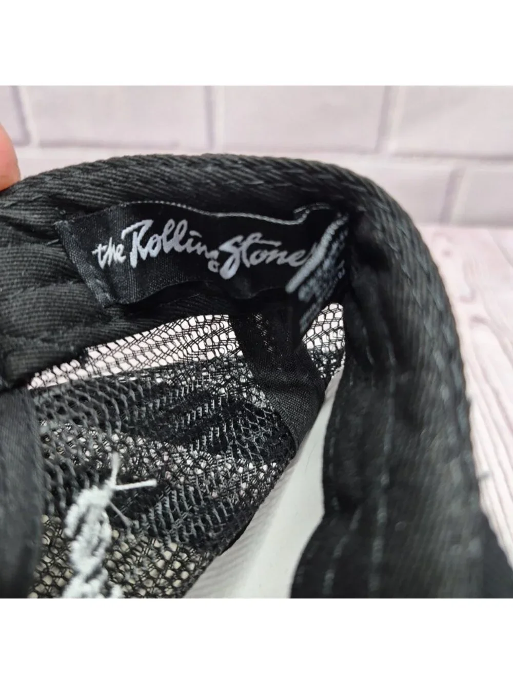 Brand New 2025 Rolling Stones Trucker Cap Hat Tongue Logo On Size Fits All Black - Picture 6 of 7
